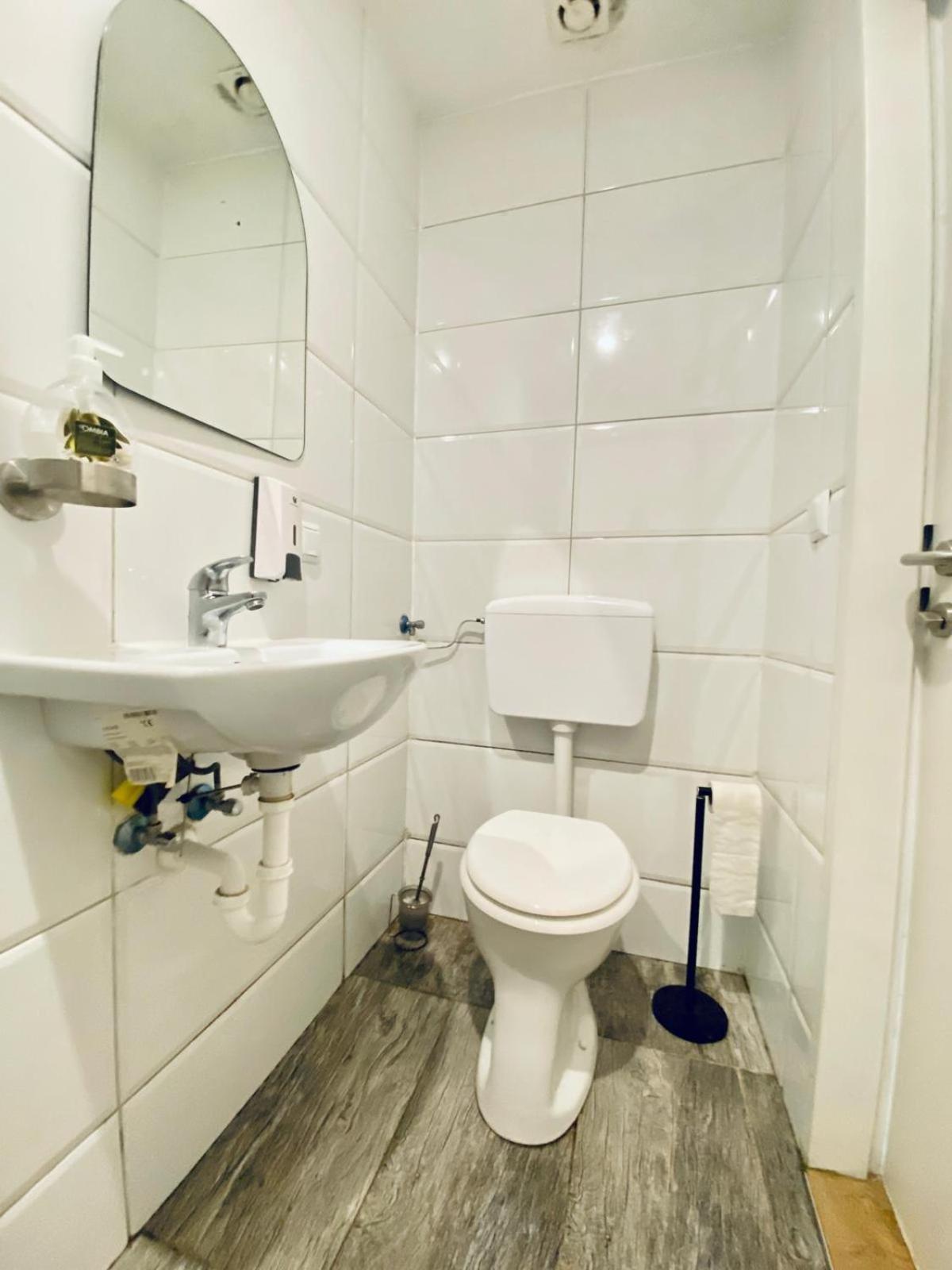 Central King Studio - 10 Mins Walk From Downtown Viena Exterior foto