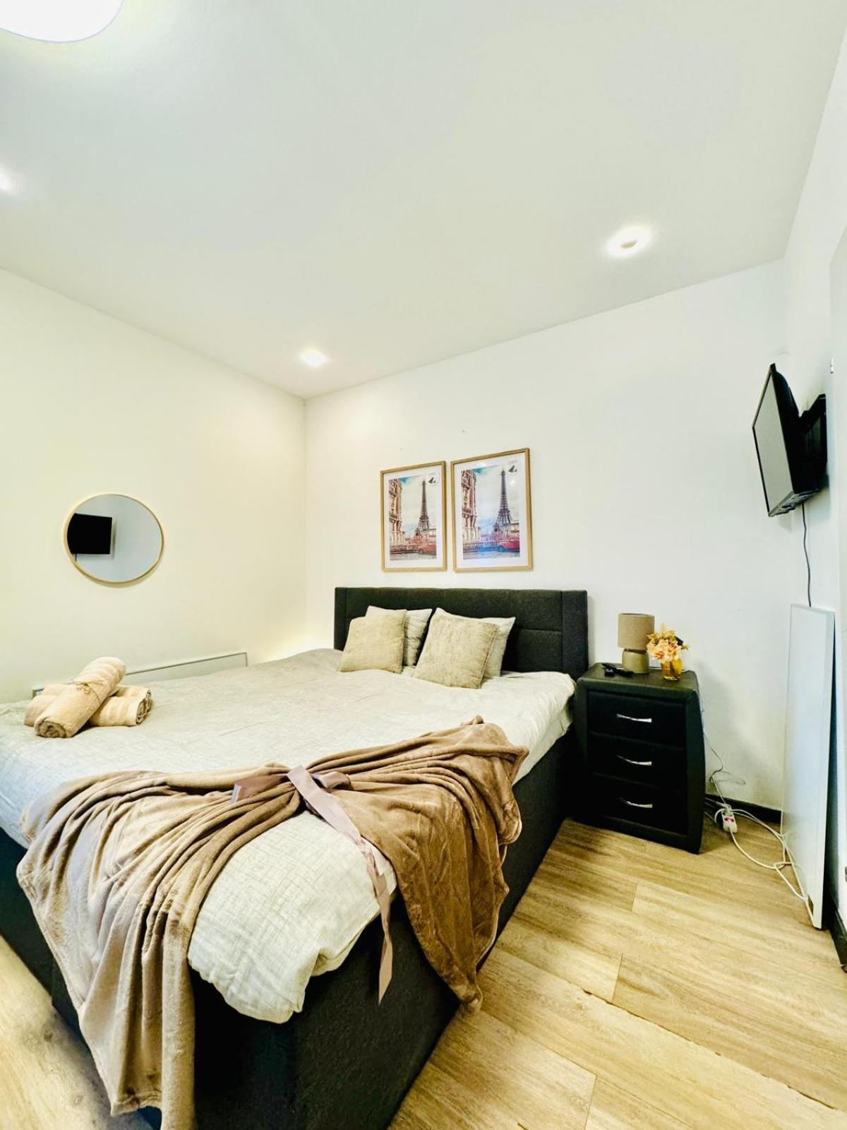 Central King Studio - 10 Mins Walk From Downtown Viena Exterior foto